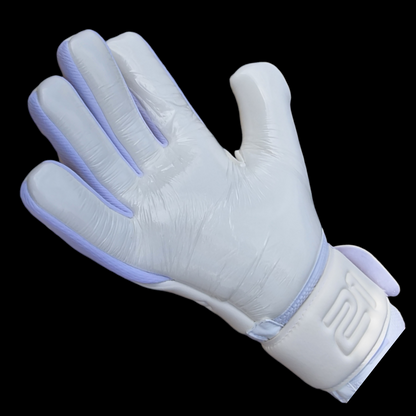 21 Classic White